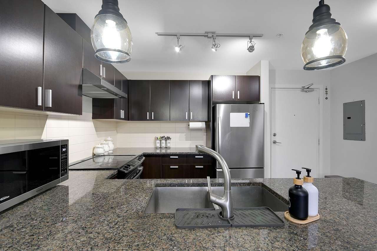 215 7511 120 Street, Scottsdale - r2971863 Image
